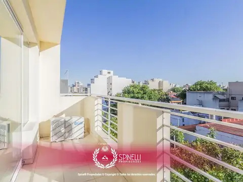 2AMB · 56m² · semipiso nuevo cochera fija balcón frente baño toilette vestidor