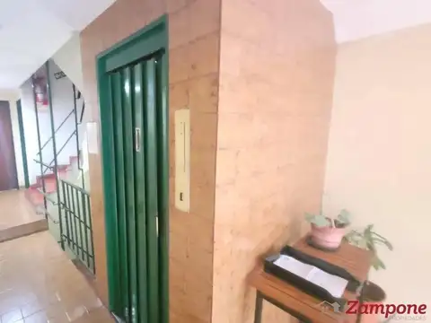 Departamento en alquiler de dos ambientes, con bajas expensas - Almagro Sur