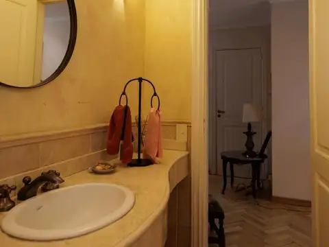 Casa en venta en Golf Club Argentino - Jardin parquizado - 5 dormitorios