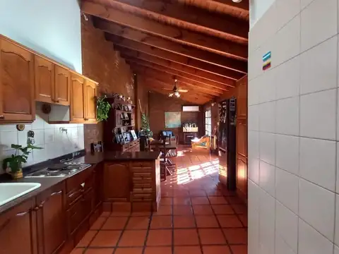 CHALET 10 X 20 - ACEPTA DTO 3 AMB CON ASCENSOR