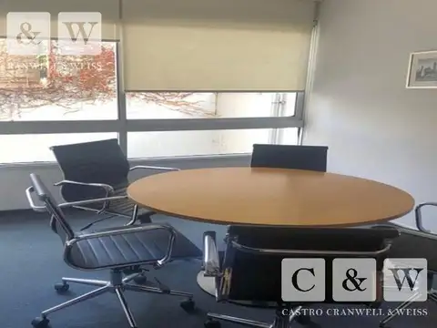 Oficina en Alquiler con 3 cocheras