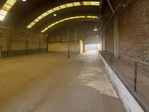 Galpón 930m Industrial Dominante