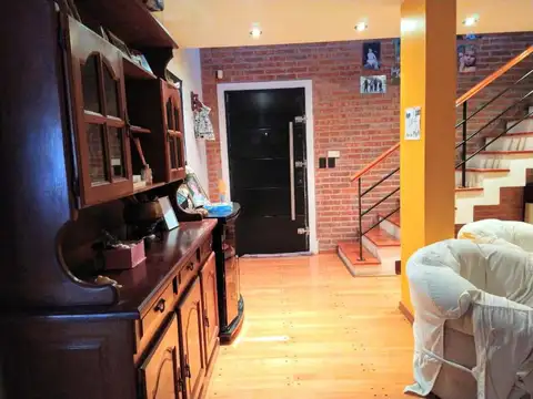 Casa en venta de 4 Ambientes en Lanús