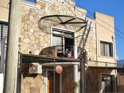 Francisco Emperanza  2700