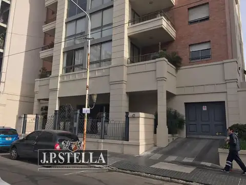 Departamento 4 amb - 2 cocheras - 125 m² cubiertos - Ramos Mejia