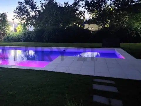 Acceso 16 de julio - Campos de Areco 100, Piso 0