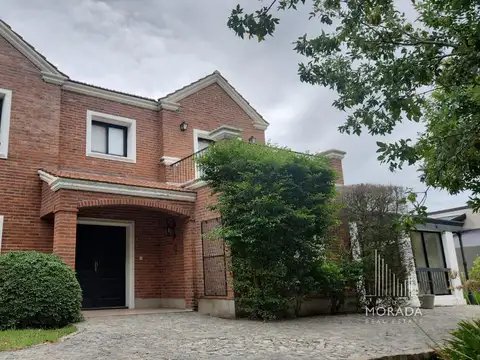 VENTA CASA PILAR