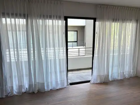 Semipiso a Estrenar de 2 Ambientes C/cochera! - Haedo Sur