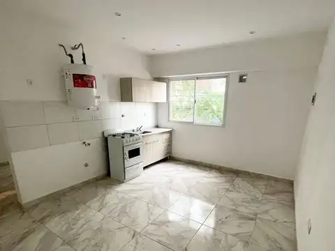 Depto Tipo Casa en Venta de 2 ambientes