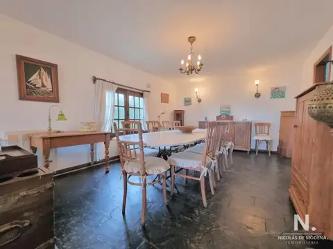 Encantadora casa de 5 dormitorios en Montoya