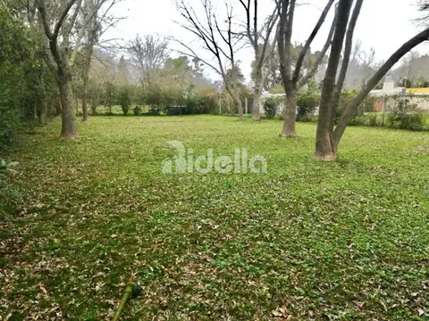 Terreno / Lote en venta de 639m2 ubicado en Los Naranjos