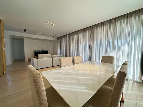 Casa en Venta 1 año