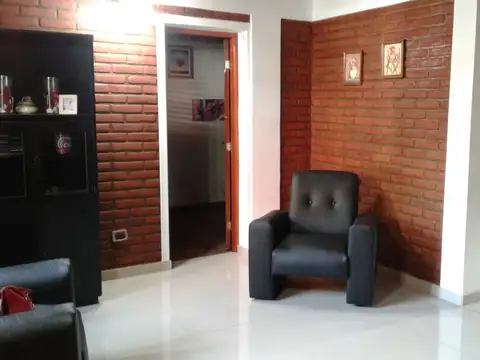 Casa en Venta en Quilmes, USD 230.000