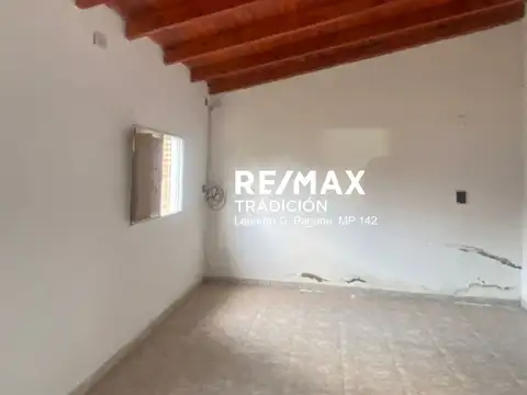 Casa 3 ambientes con 1 baño