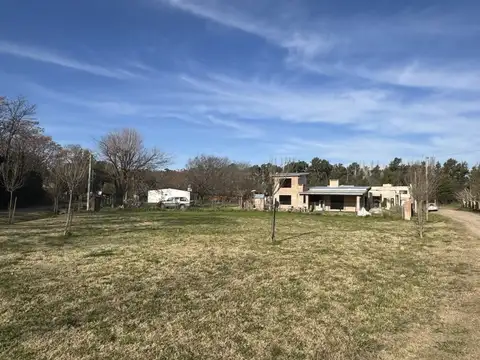 Lote en Salvador Maria – Lobos