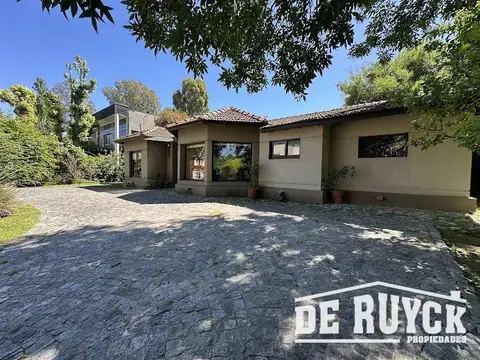 Casa en Venta de 4 dormitorios