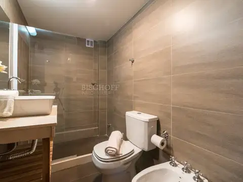 DEPARTAMENTO DE 3 AMBIENTES EN BARRIO NORTE, TODOS LOS SERVICIOS