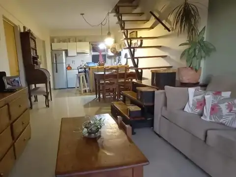 Venta de Departamento 4 ambientes Zona Floresta