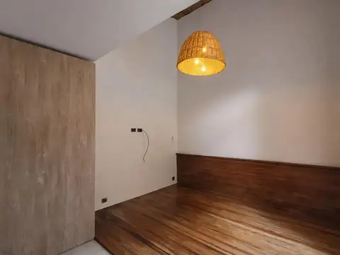 Casa Pasillo NO PH 2 Dorm + Comodín Rodríguez y Montevideo