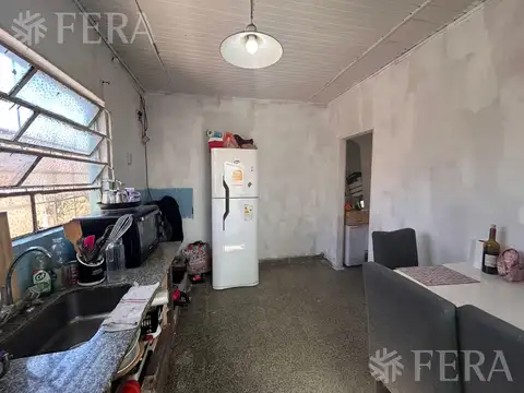 Venta PH 2 ambientes con patio en Monte Chingolo