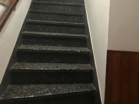 casa en venta de 5 ambientes, Villa Madero.