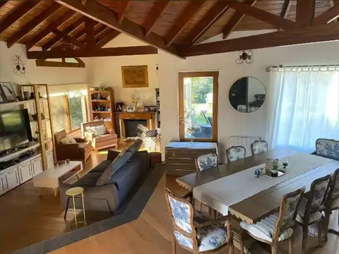 casa 5 Amb. c/Pileta, Mapuche CC  , Pilar .