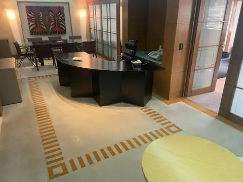 Oficina en Venta en Barrio Norte, USD 460.000