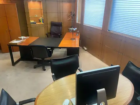 Oficina en Venta 40 años