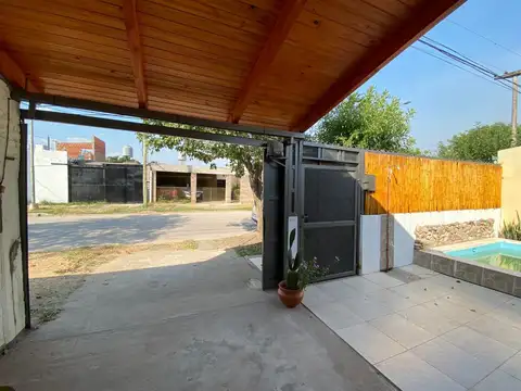 Casa en Venta con 1 cochera