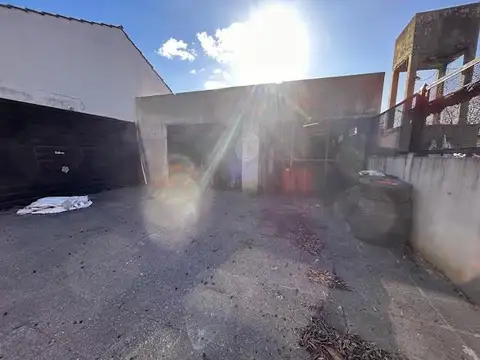 Galpon en Venta en Adrogue, USD 129.500