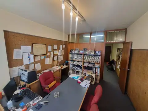 Oficina 2 ambientes con 1 baño