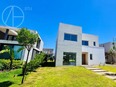 Av de la Cultura 195