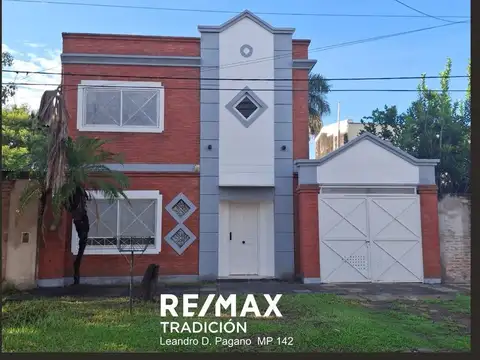 Casa Venta Macrocentro 2 dorm c/ pileta Rcia Chaco