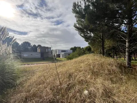 Terreno en Venta en Barrio Cerrado Costa Esmeralda, USD 72.000