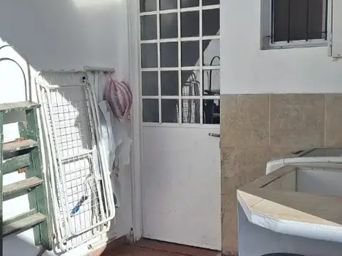 Depto Tipo Casa en Venta en San Isidro, USD 145.000