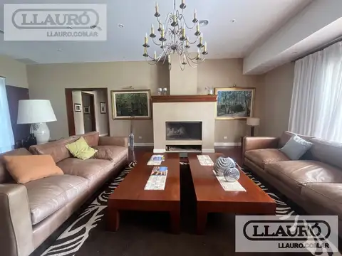 Casa en Venta en La Colina Villa de Campo, USD 880.000
