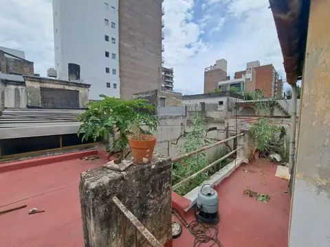 VENTA/PERMUTA Terreno para constructora, casa a reciclar. República de la Sexta, Rosario
