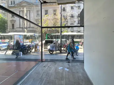 Local en Venta 40 años