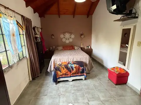 Casa + departamento en venta en Villa Del Dique