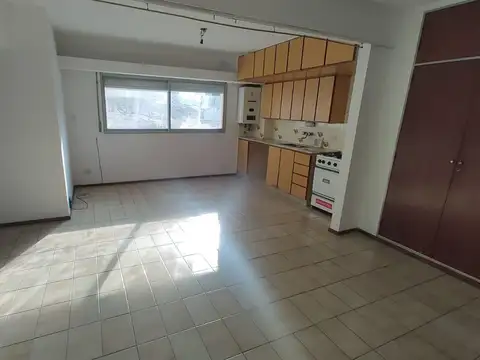 Monoambiente con placard.