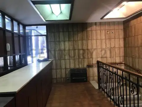 Oficinas en alquiler en La Plata 45 esq. 4