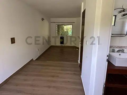 16 bis entre 487 y 488 4400, Piso 0