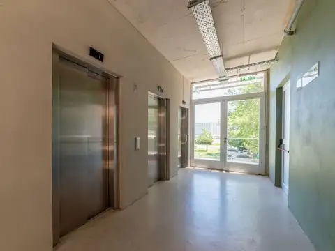 Oficina Monoambiente con 2 baños