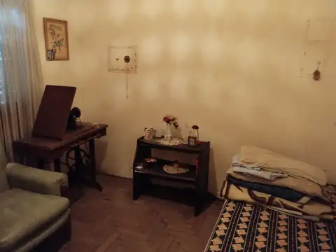 Ramos Mejia Estupenda Casa 4 ambientes todos en PB