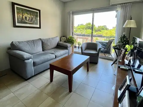 DPTO 3 AMB EN VENTA EN ADROGUE-PILETA COCHERA SUM