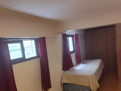 Depto Tipo Casa en Venta 70 años