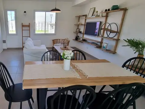 Departamento 4 ambientes con 2 baños