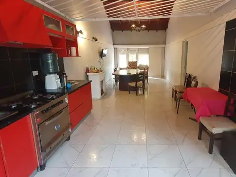 Venta Chalet 6 Ambientes Jardin Garage Quincho