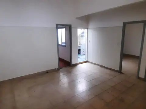 Depto Tipo Casa en Venta 50 años