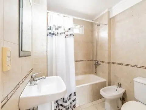 Departamento 4 ambientes con 2 baños